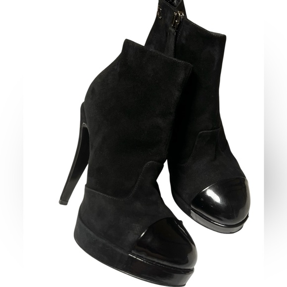 Chanel CC Platform Cap-Toe Booties size 36 $1800 - Picture 13 of 13